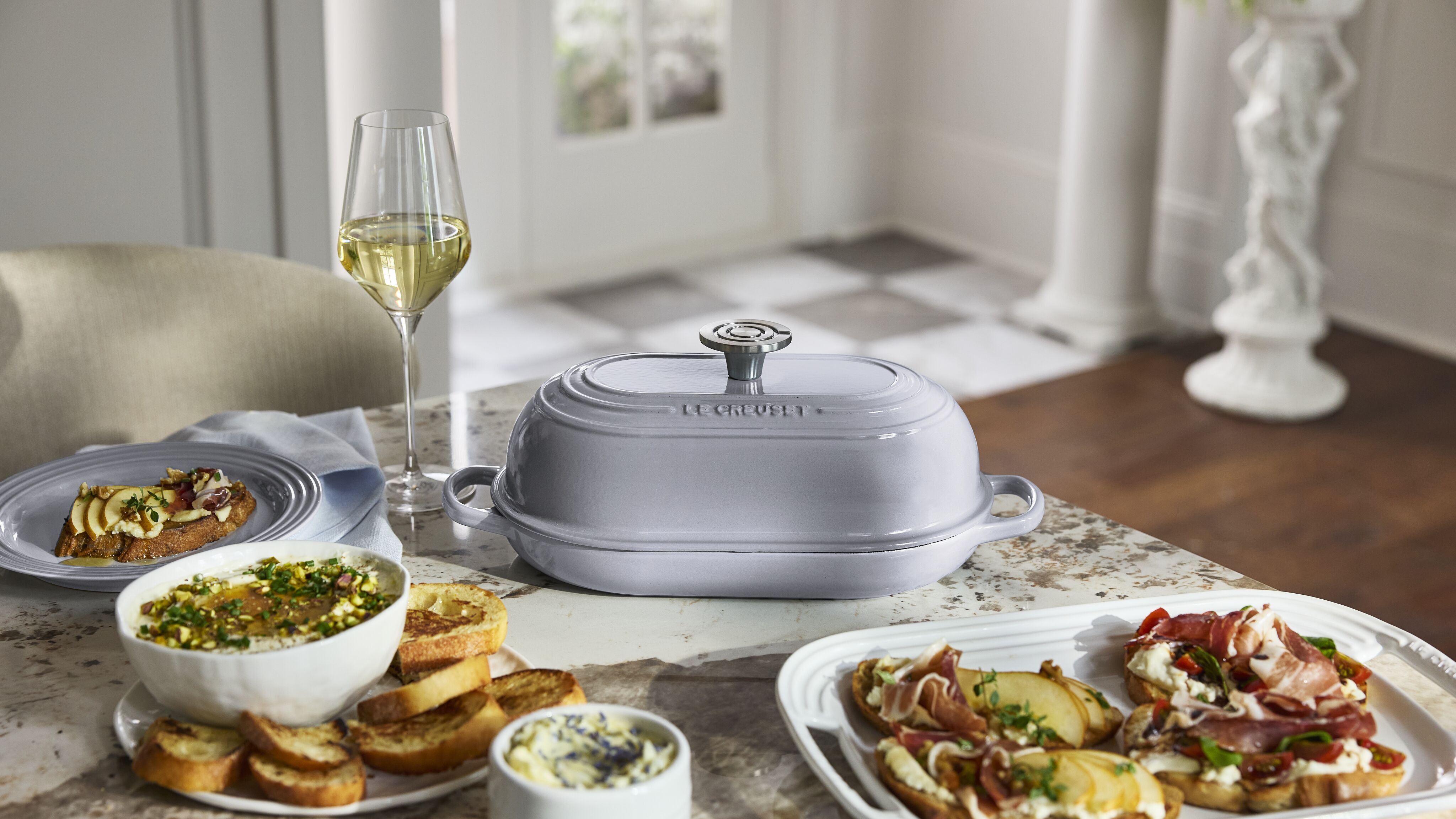 Le Creuset Star Chateau Collection